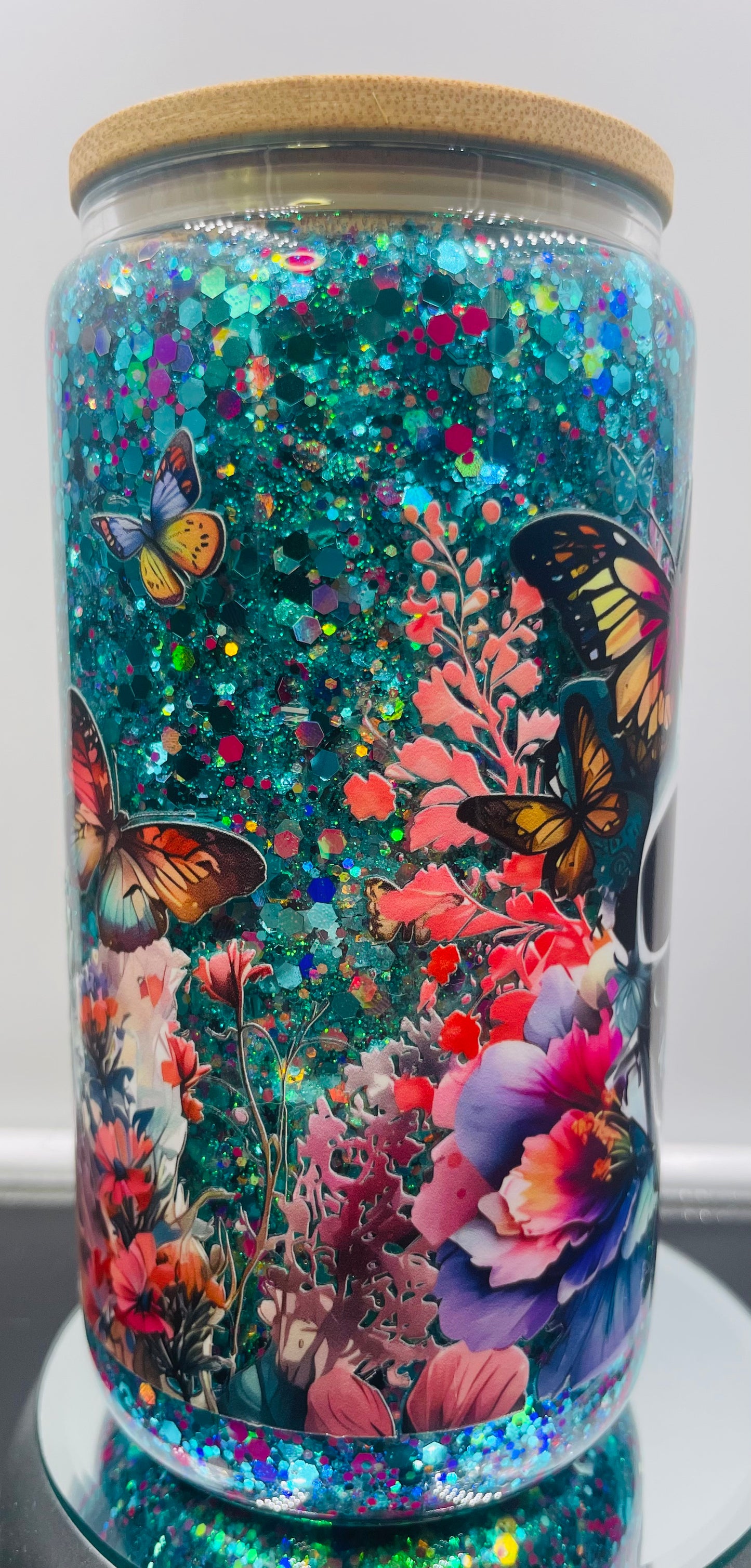 Skull 16oz Glass snow globe tumbler